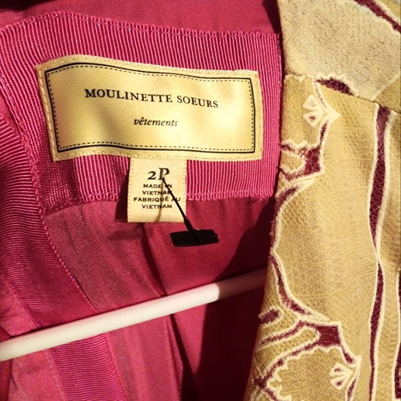 Moulinette Soeurs Raspberry lace cut out dress. - Picture 5 of 14